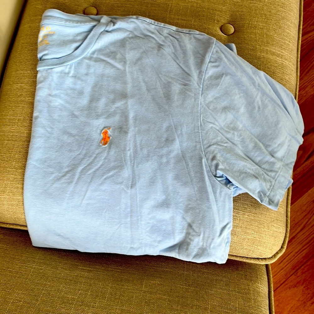 Classic polo tee size L !